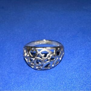 Sterling silver heart ring size 7.5